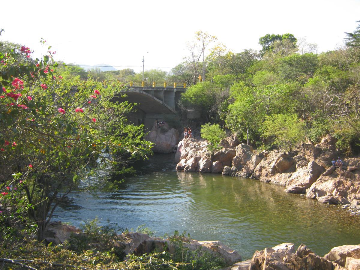 Hotel Nuevo Tio Valledupar Kültér fotó